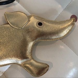 Dog clutch-Because who doesn’t need a dog clutch?